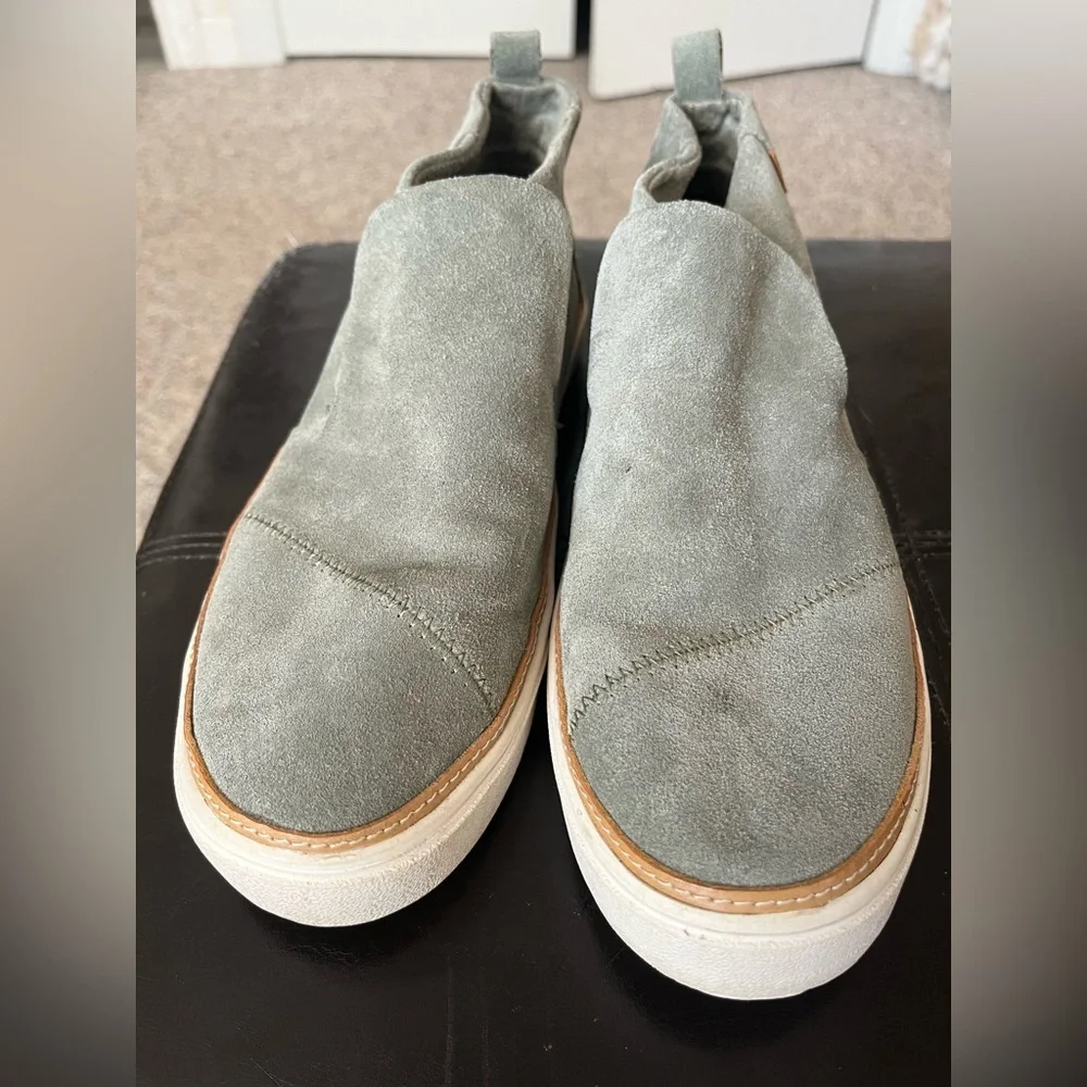 TOMS Paxton Suede Slip-on Sneakers in Vetiver Grey, Women’s Sz 8